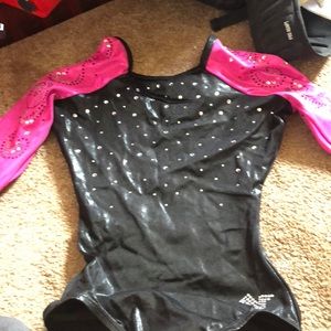 Gymnastics leotard